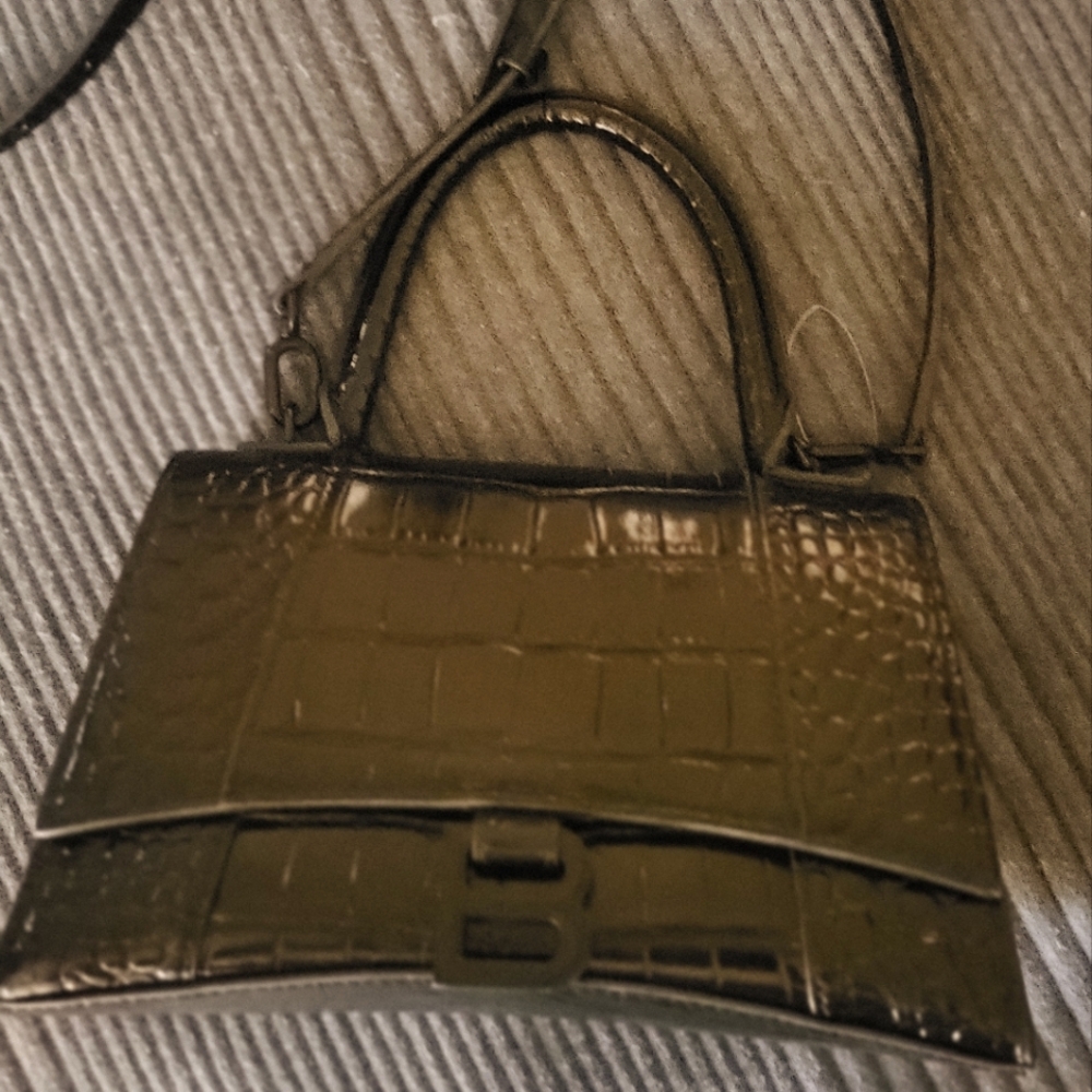 COPY - BALENCIAGA Hour glass MINT